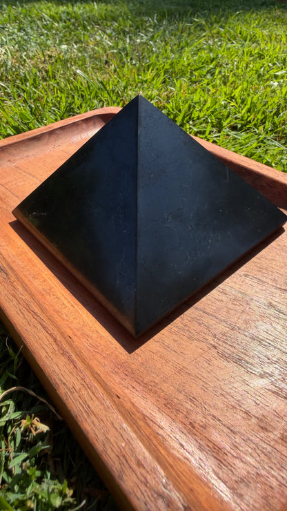 Shungite Polished Pyramid "Bella"