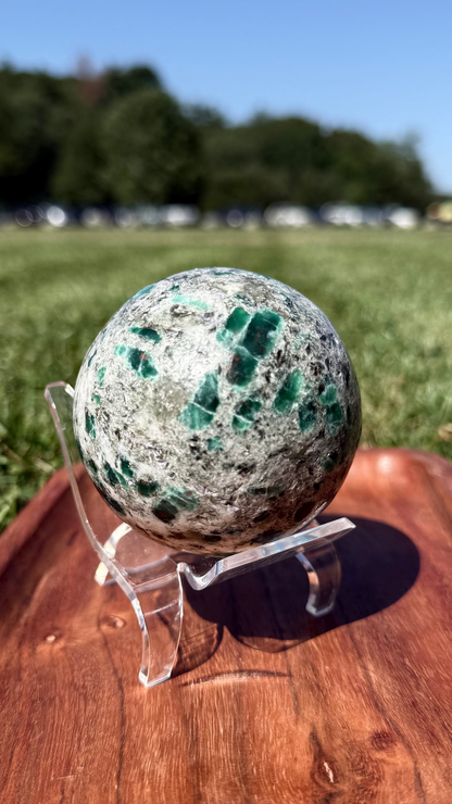 Emerald Sphere "Esme"